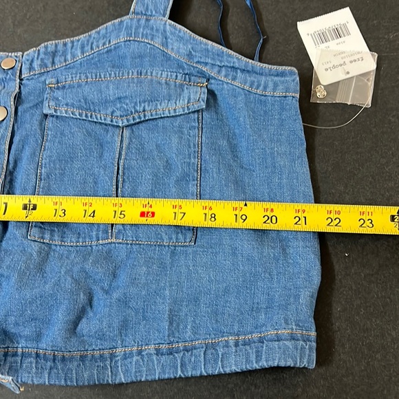 We The Free People Women’s NWT Size Large Palm Desert Denim Top size XL - Picture 6 of 16